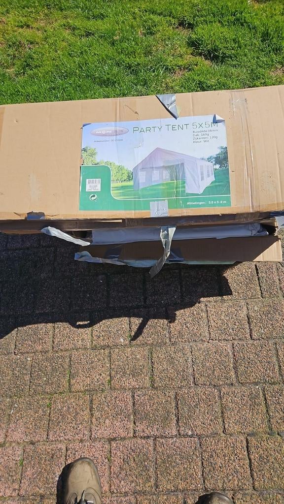 Partytent 5x5m Wit, Tuin en Terras, Partytenten, Ophalen, Partytent, 2 meter of meer, Zo goed als nieuw