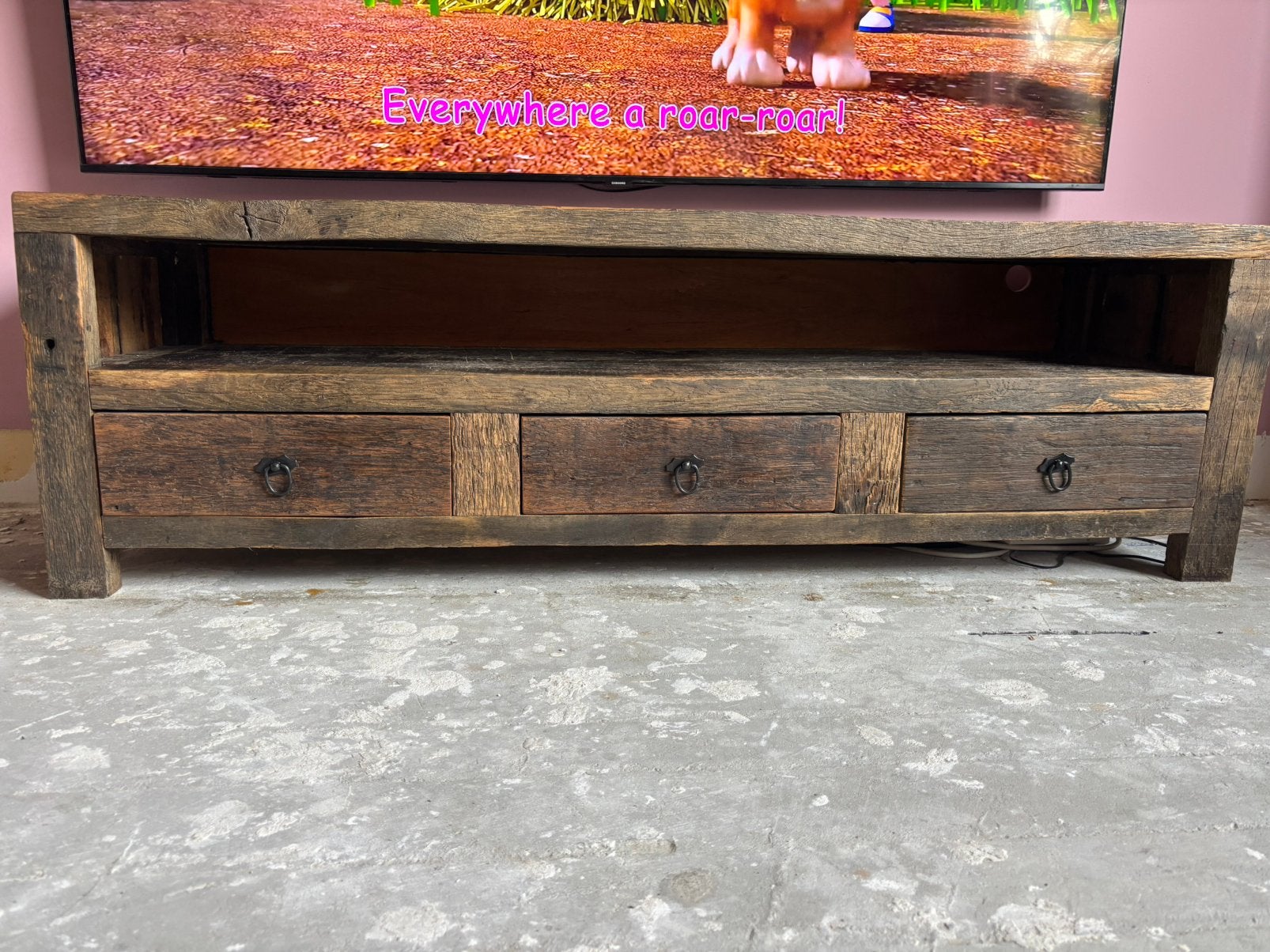 Tv meubel van eiken wagonplanken., Ophalen, Zo goed als nieuw, 25 tot 50 cm, Minder dan 100 cm