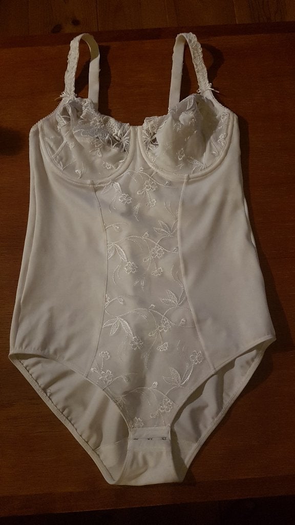 Verschillende sexy lingerie maat s T.E.A.B., Ophalen of Verzenden, Zwart, Body of Korset