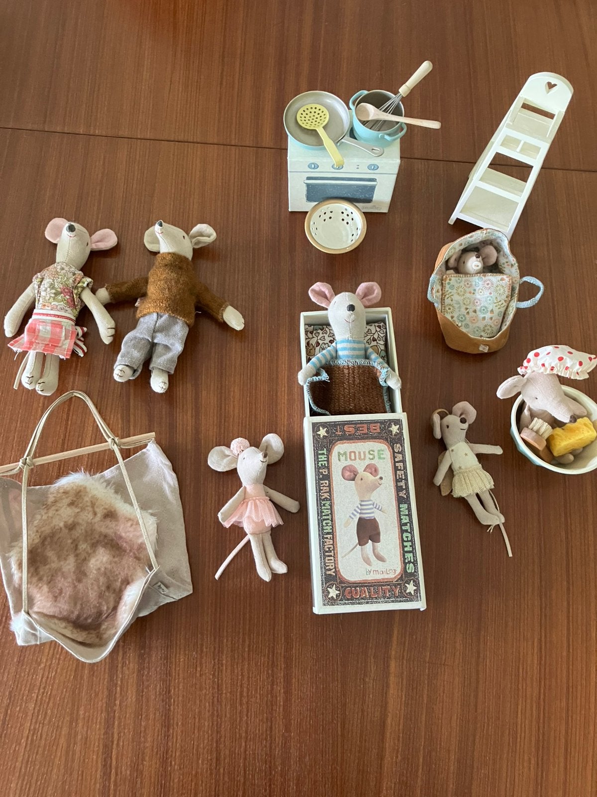Muizenhuis - Maileg, Verzamelen, Poppenhuizen en Toebehoren, Ophalen, Zo goed als nieuw, Poppenhuis