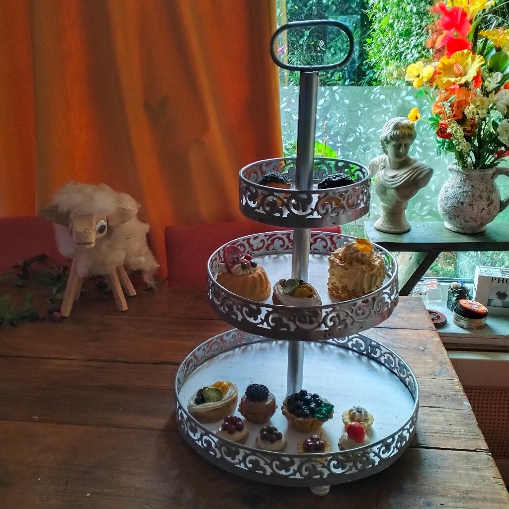etagere, Etagère, Gebruikt, Ophalen of Verzenden, Met handvat