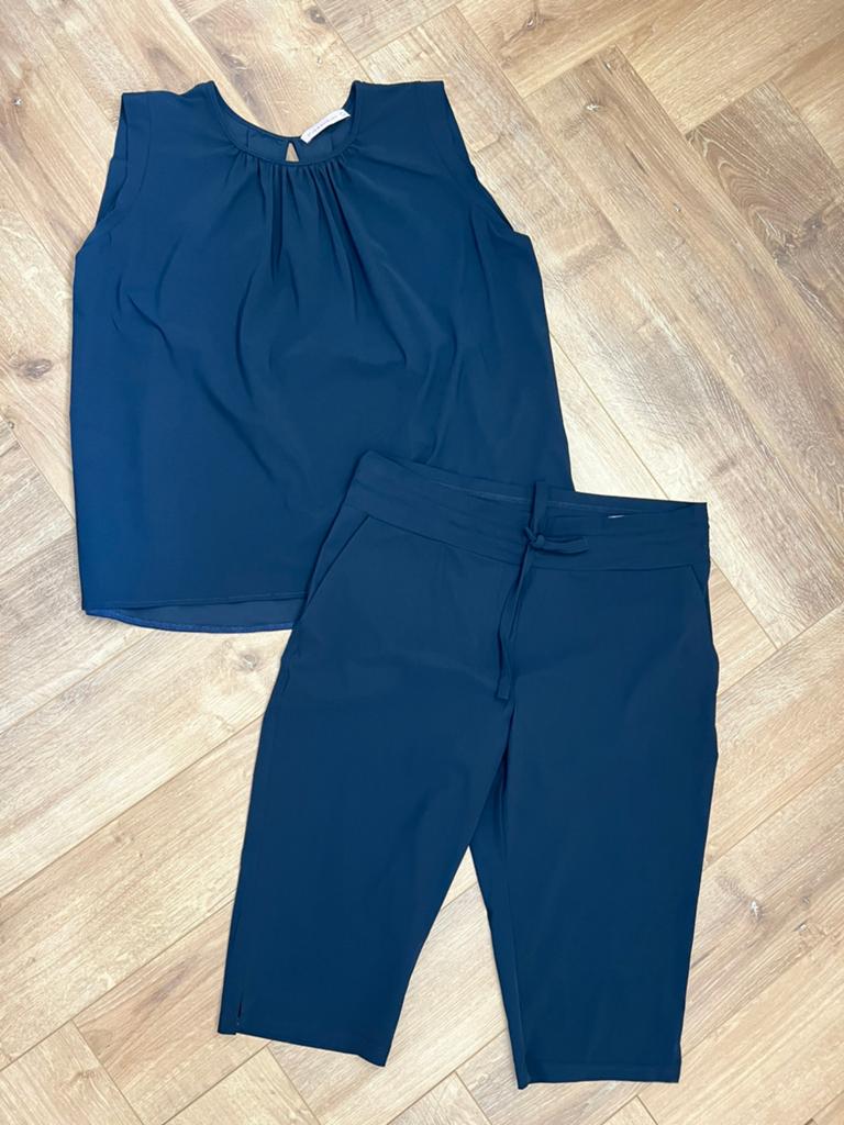 Studio anneloes set L zomer top & upstairs capri broek, Blauw, Maat 42/44 (L), Ophalen of Verzenden, Zo goed als nieuw