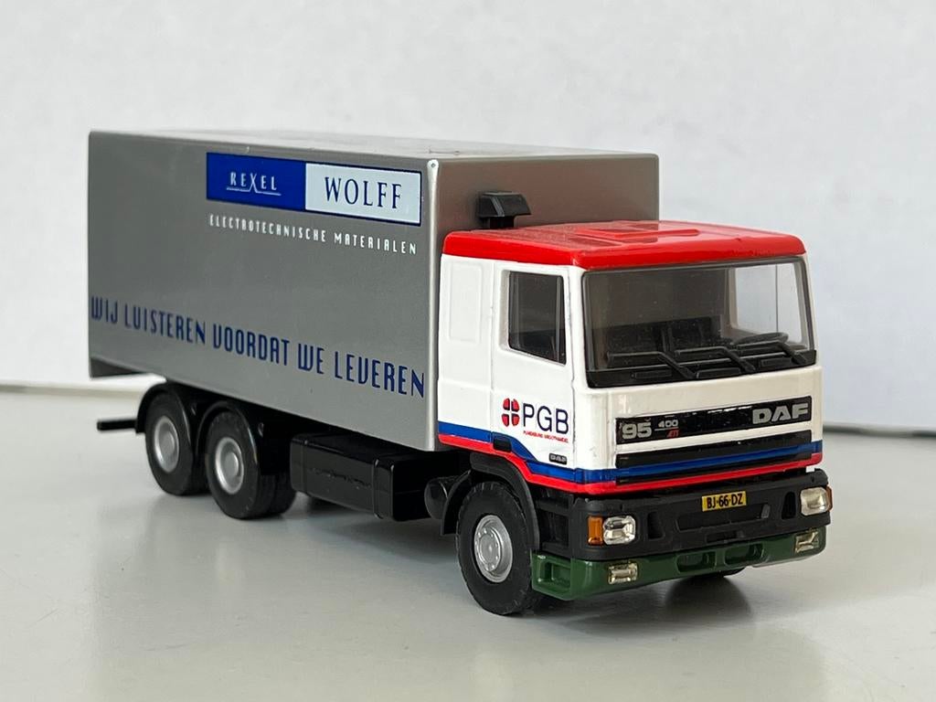 DAF 95 Ati 400 3 assige Truck ., Hobby en Vrije tijd, Ophalen of Verzenden, Nieuw, Bus of Vrachtwagen, Lion Toys