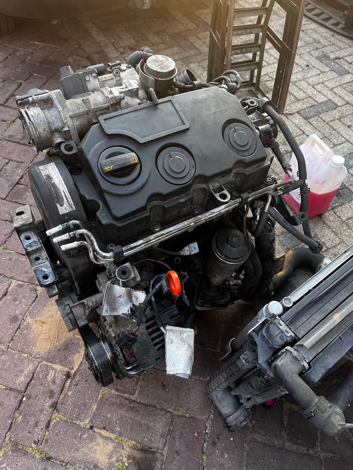 1.9 TDI BLS Motor voor Golf 5 / Caddy - Gebruikt, Auto-onderdelen, Motor en Toebehoren, Ophalen, Gebruikt, Volkswagen