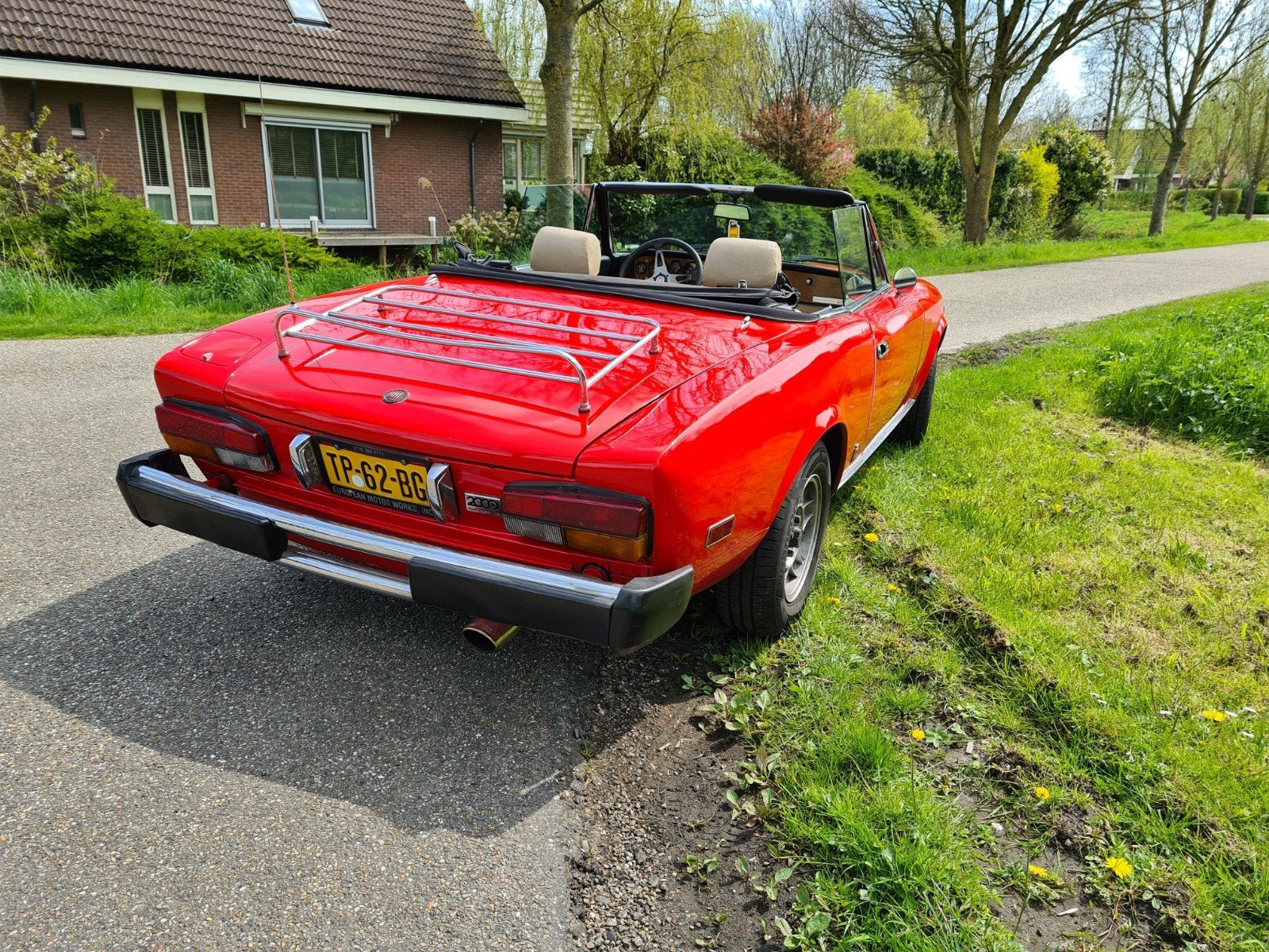 FIAT 124 SPIDER, USA 2 ltr inj, bj 1980, kleur rood, foto 9