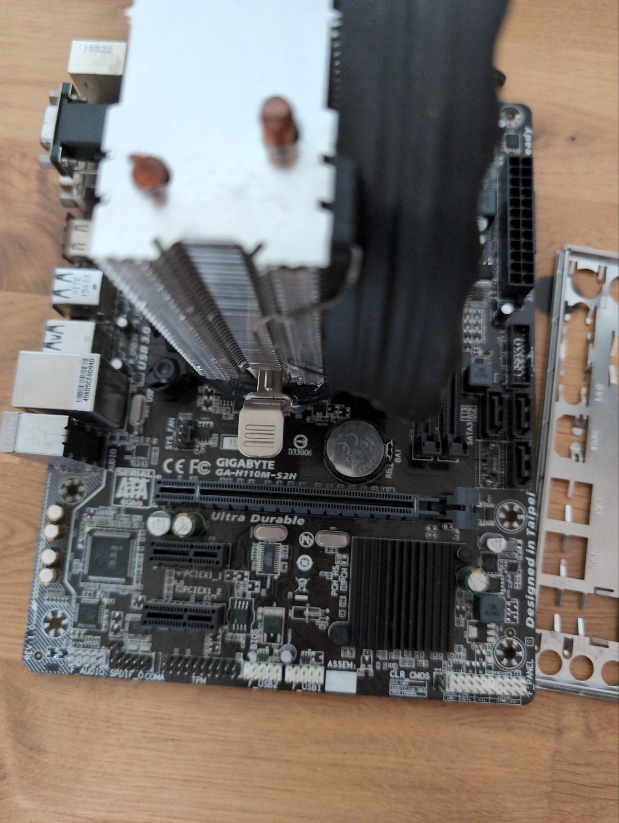 Gigabyte GA-H110M-S2H moederbord, Computers en Software, Ophalen, Gebruikt, LGA1151, DDR4