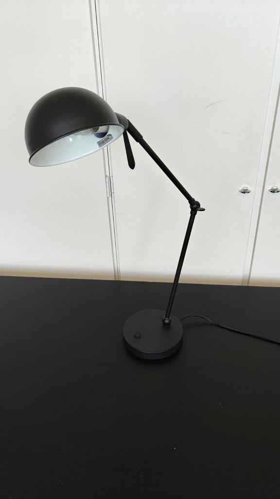 Gratis zwarte bureaulamp met verstelbare arm, Ophalen, Gebruikt, Metaal, Modern, Industrieel