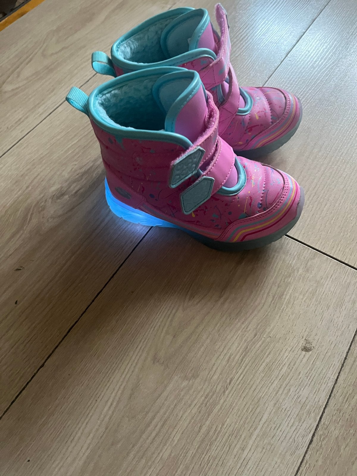 Roze kinderlaarzen met lichtjes, maat 25, Gebruikt, Meisje, Ophalen of Verzenden, Laarzen