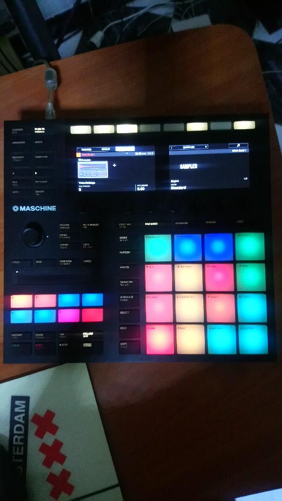 Native instruments Maschine MK3, Verzenden, Zo goed als nieuw