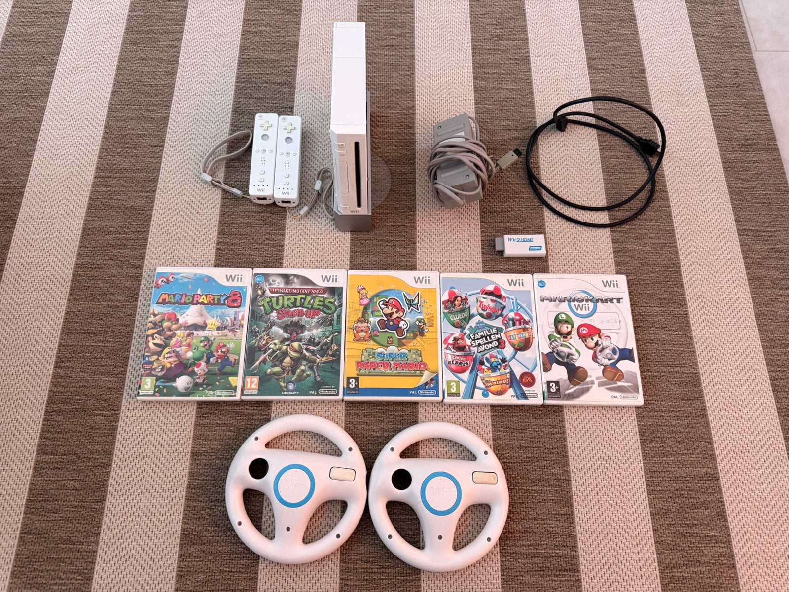 Nintendo Wii set!, Spelcomputers en Games, Ophalen of Verzenden, Zo goed als nieuw, Met 2 controllers