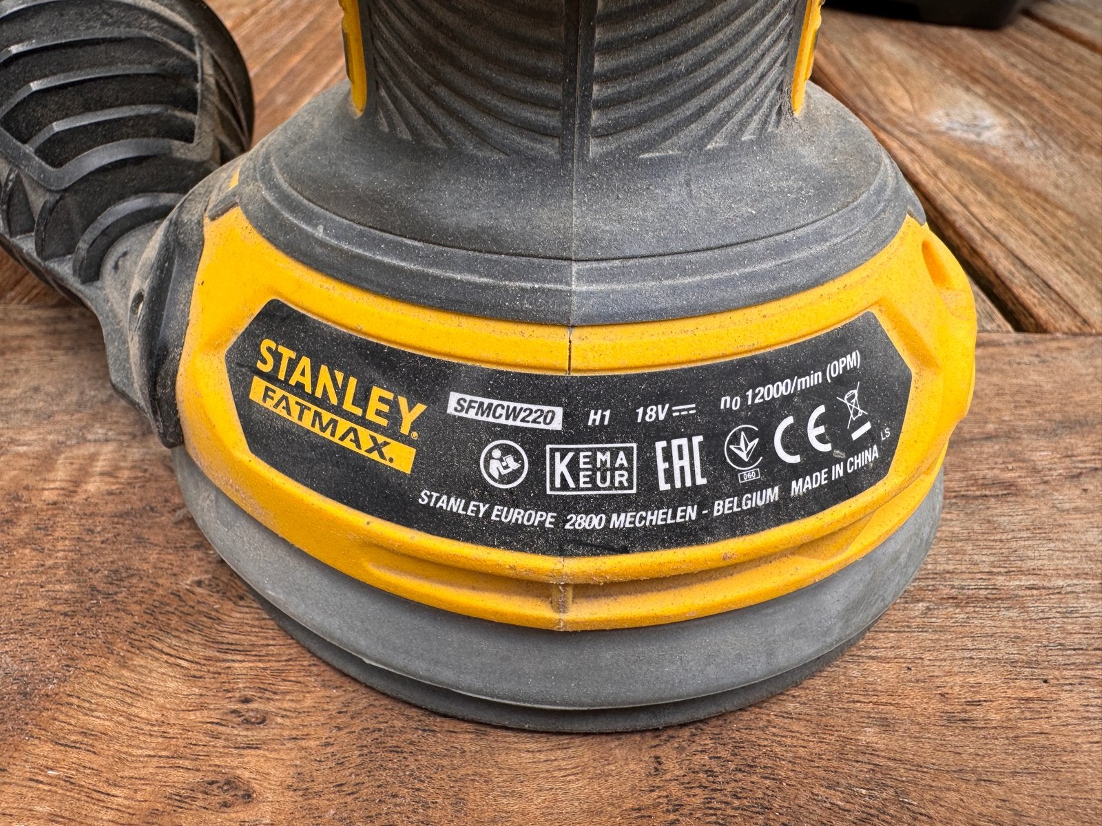 Stanley Fatmax V20 Accu Excenterschuurmachine SFMCW220, Ophalen of Verzenden, Gebruikt
