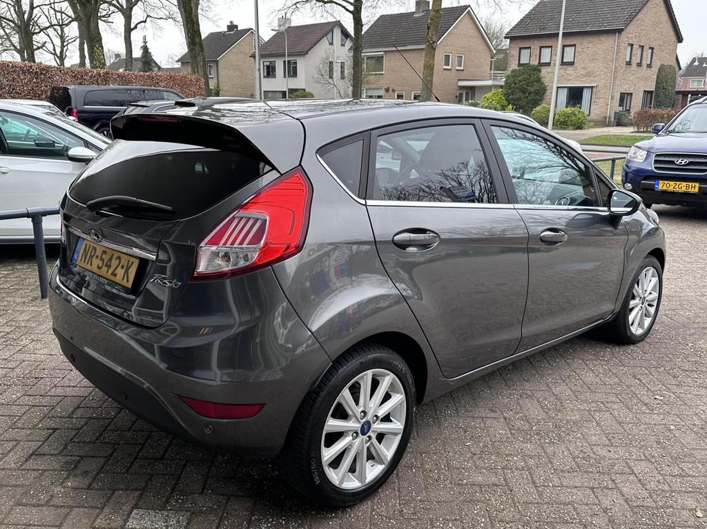 Ford Fiesta 1.0 EcoBoost Titanium Bluetooth, Navi, Climat, P, Voorwielaandrijving, 101 pk, Euro 6, 23 km/l