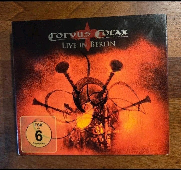 Corvus Corax: live in Berlin (2CD + 1 DVD), Ophalen of Verzenden, Zo goed als nieuw