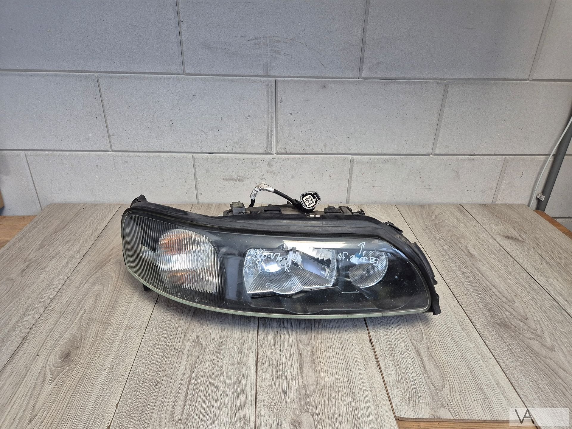 Koplamp XENON rechts van Volvo S60 V70 XC70 2000-2004 €125, Gebruikt, -, -, Ophalen of Verzenden