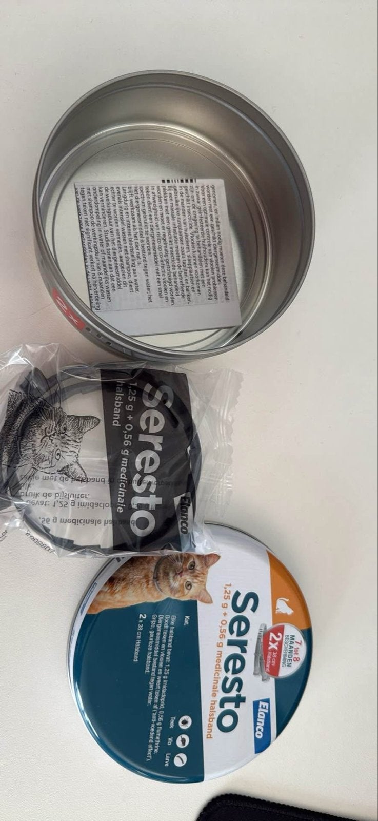 Vlooien en teken band, Ophalen