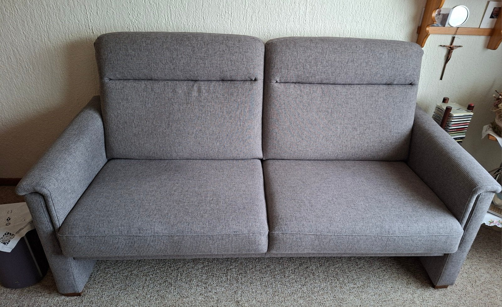 Comfortabele tweepersoons bank in grijze stof, Ophalen, 150 tot 200 cm, Tweepersoons, 75 tot 100 cm