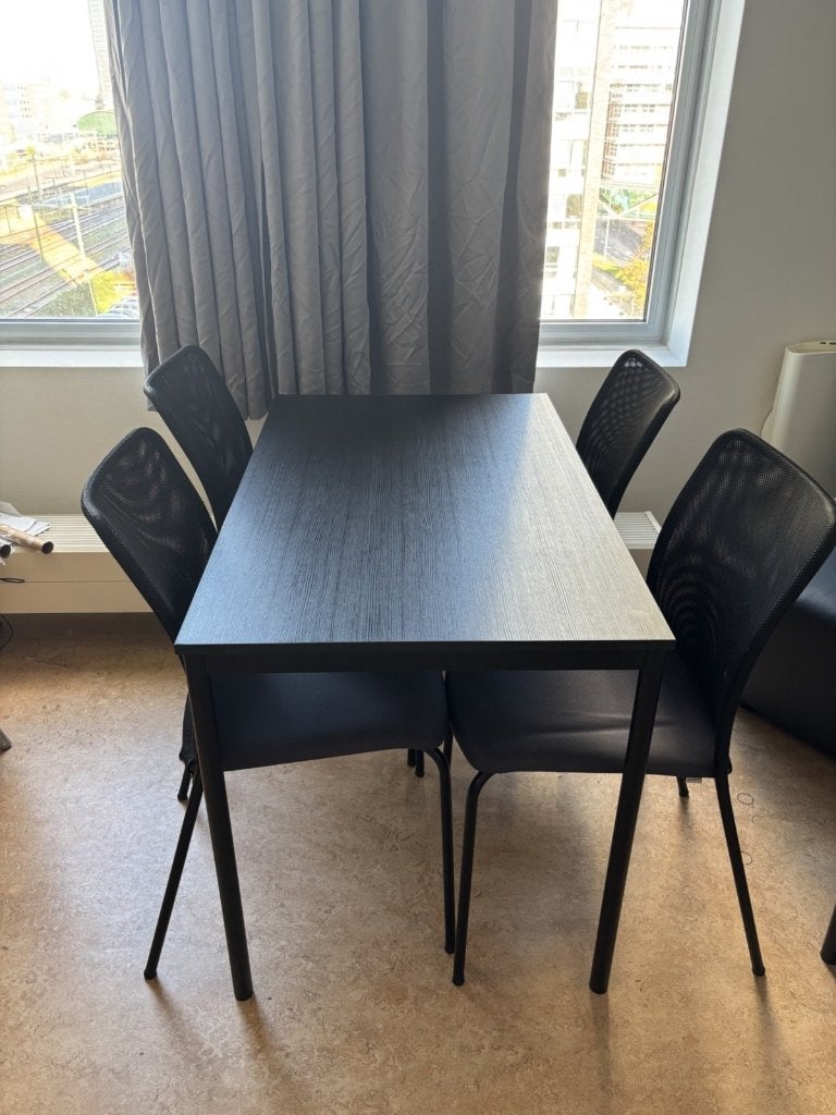 IKEA tafel met 4 stoelen | table with 4 chairs - like new, Ophalen, 100 tot 150 cm, 50 tot 100 cm, Zo goed als nieuw