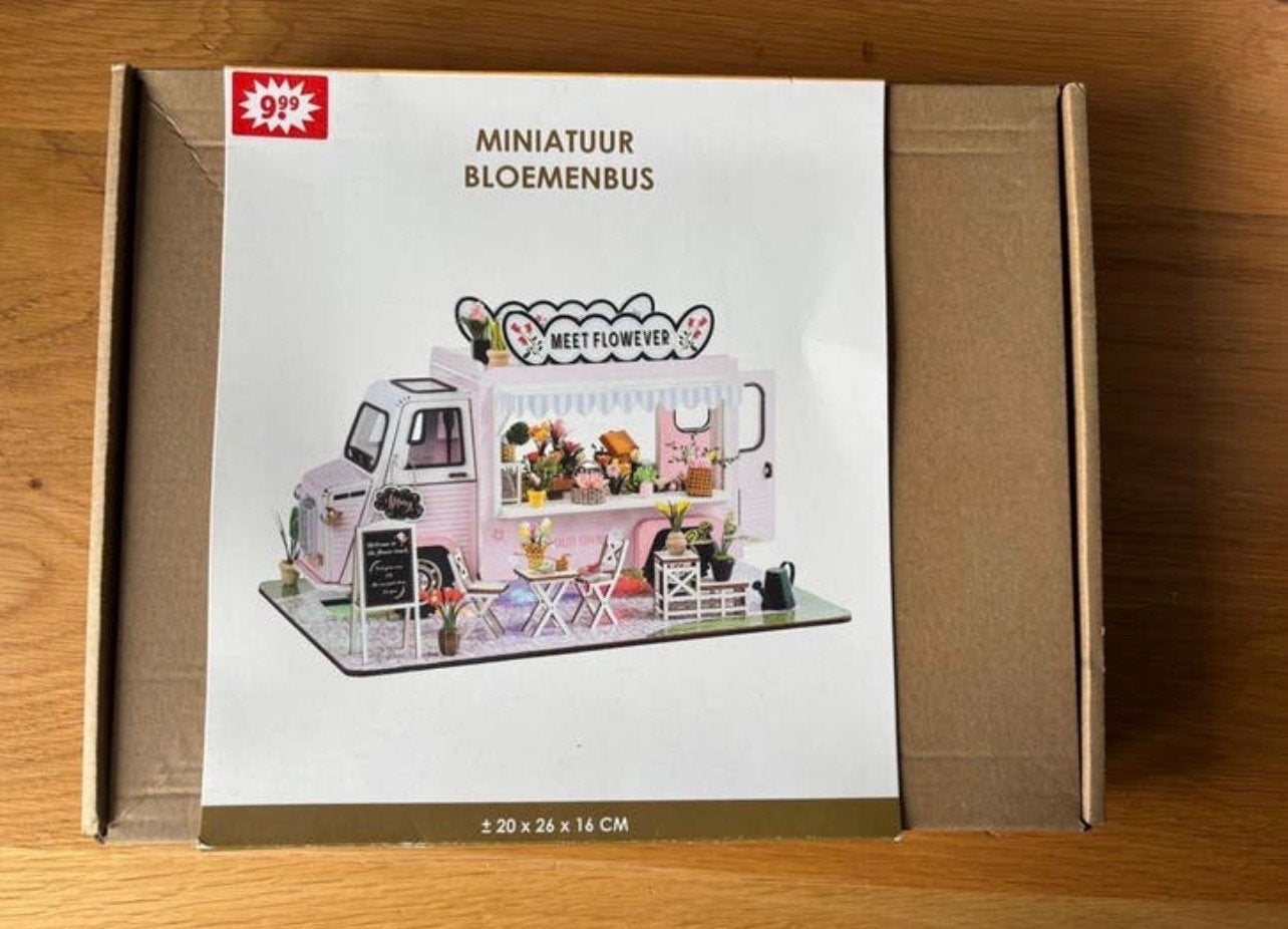 Miniatuur Bloemenhuisje/bus, Verzamelen, Poppenhuizen en Toebehoren, Ophalen of Verzenden, Nieuw, Overige typen