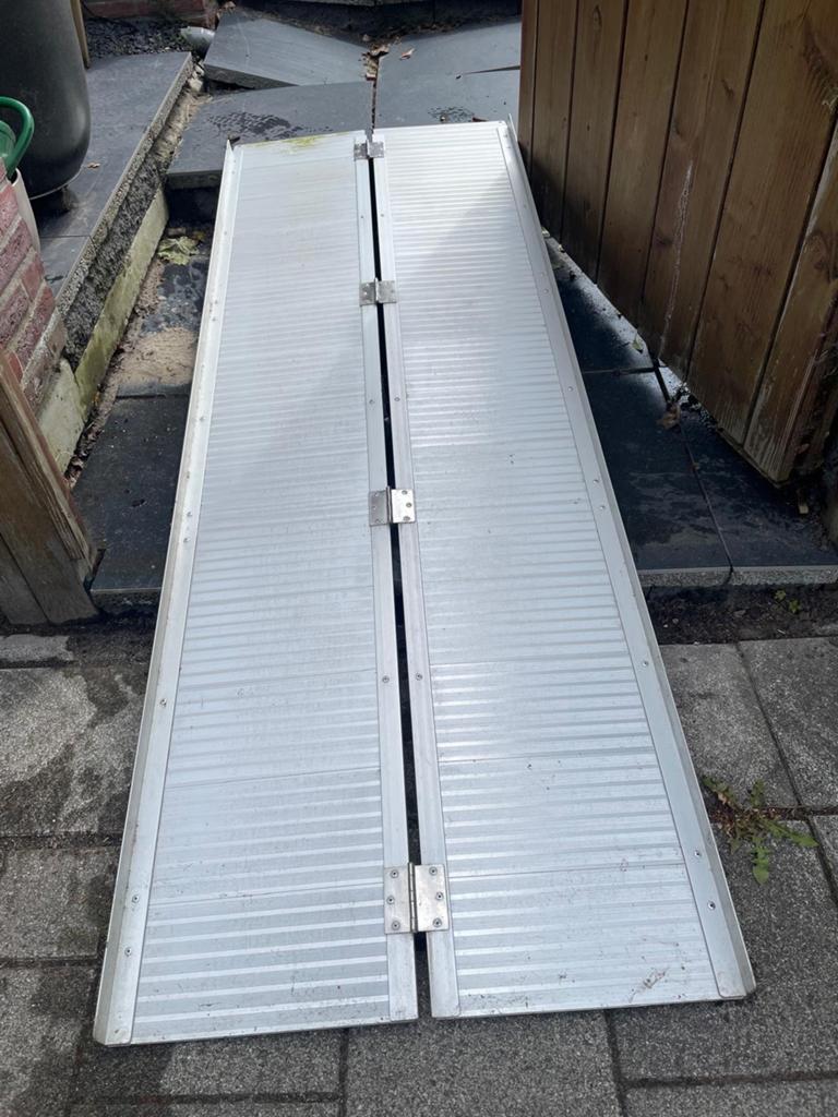 Aluminium Oprijplaat / Oprijramp - Inklapbaar, Ophalen