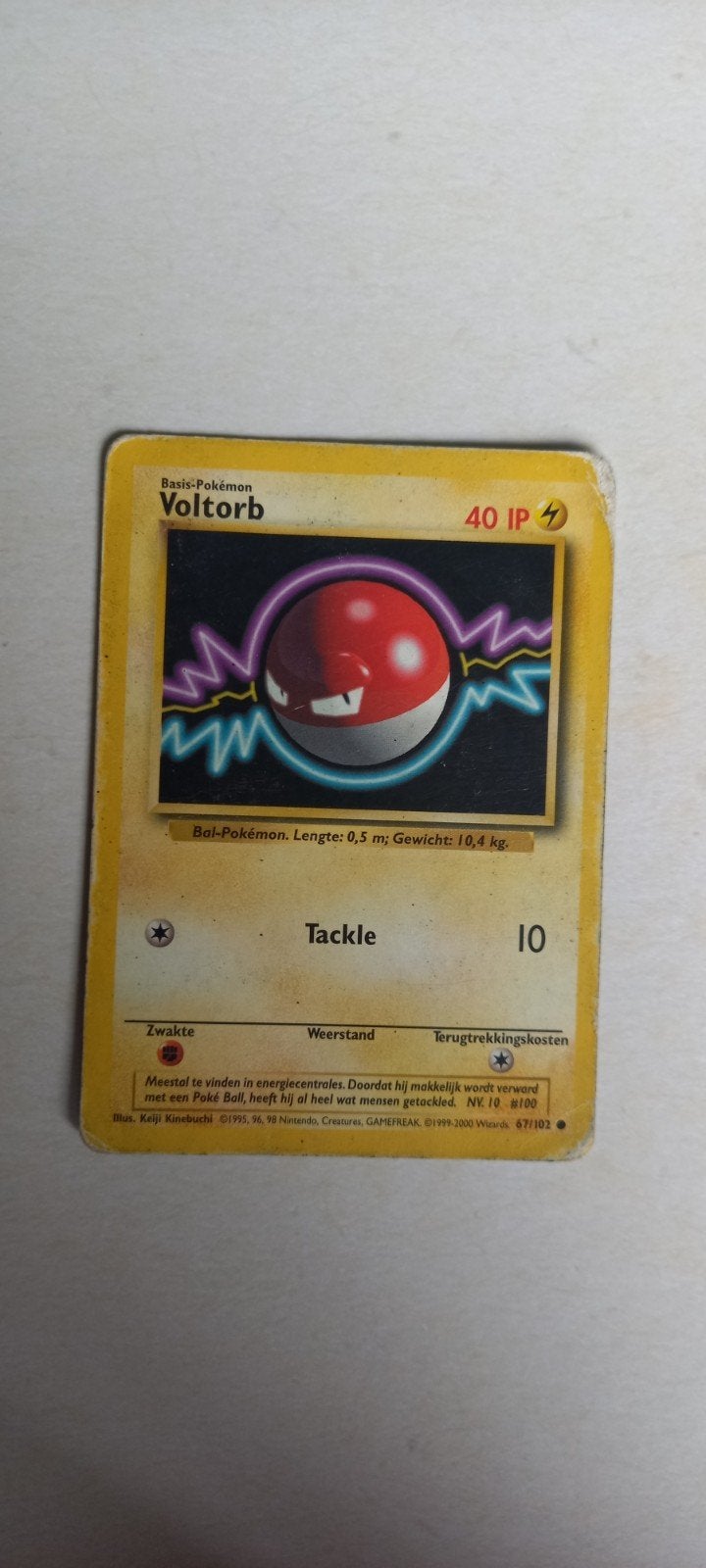 Pokémon Kaart Voltorb (Basis-Pokémon) 67/102, Ophalen of Verzenden, Gebruikt, Losse kaart