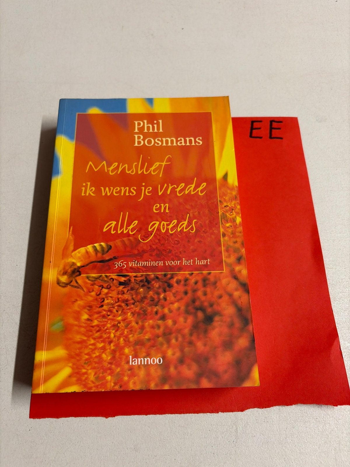 Menslief ik wens je vrede en alle goeds - Phil Bosmans, Boeken, Esoterie en Spiritualiteit, Ophalen of Verzenden, Gelezen, Spiritualiteit algemeen
