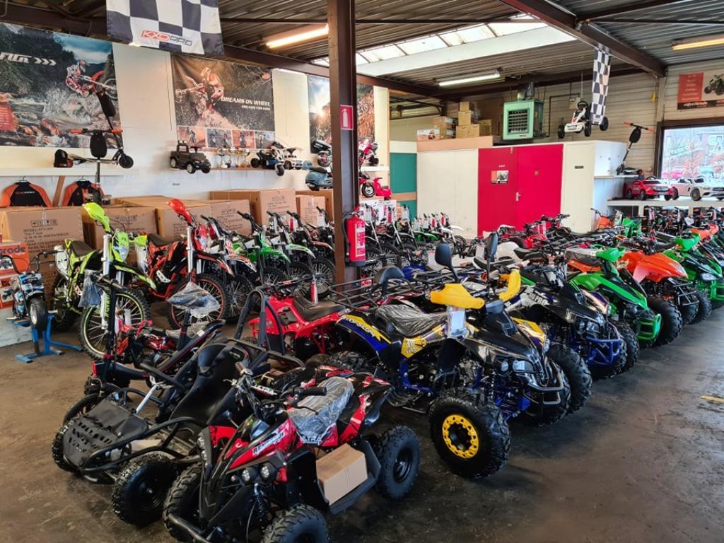 kxd pro QUAD KINDERQUAD MINIQUAD ELEKTRISCHEQUAD MINIBIKE :), 49 cc, 11 kW of minder, 1 cilinder