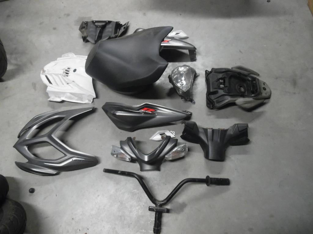 Onderdelen yamaha aerox NT 4T/2T >2014, Gebruikt, Yamaha, Ophalen of Verzenden, YAMAHA