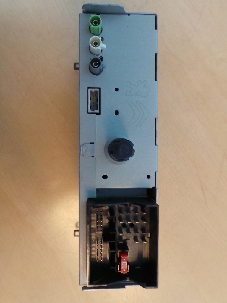 PEUGEOT RCZ RCZ GT. RADIO 2013, Ophalen of Verzenden, Gebruikt, Stiba lid