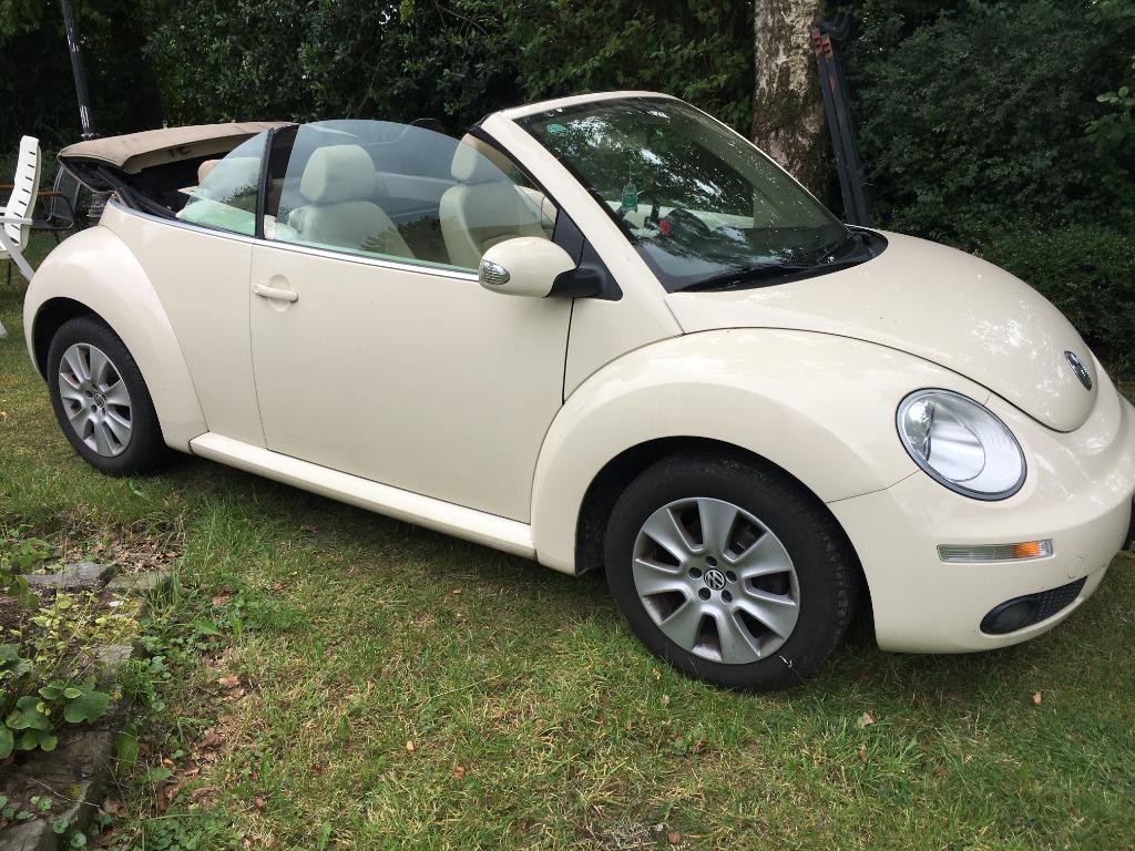 Volkswagen Beetle (Kever) 1.6 Cabriolet 75KW 2008, 65 €/maand, 4 cilinders, Cabriolet, 4 stoelen