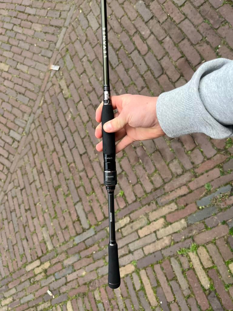 Megabass levante f3-611LVS 2P, Watersport en Boten, Ophalen, Zo goed als nieuw, Werphengel