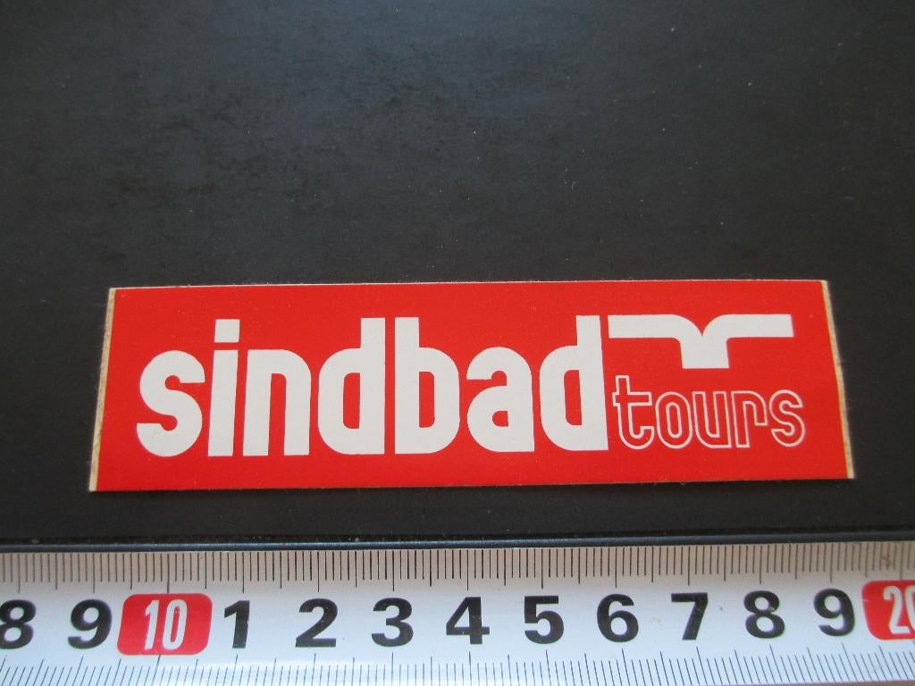sticker logo SINDBAD TOURS, Ophalen, Zo goed als nieuw