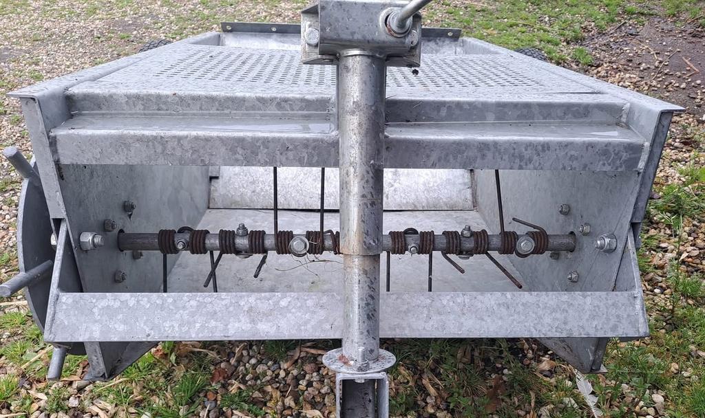 Mestraper/paddockcleaner/mestkar, Weidegang