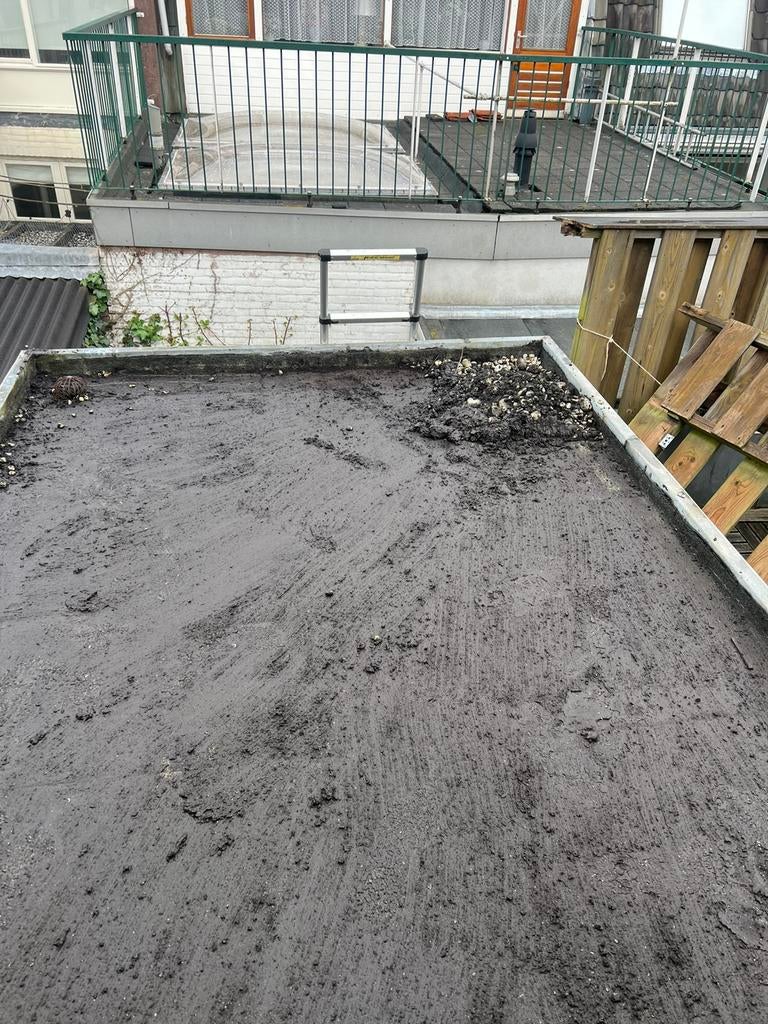 Dakdekker specialist werkzaam inNederland ook in het weekend