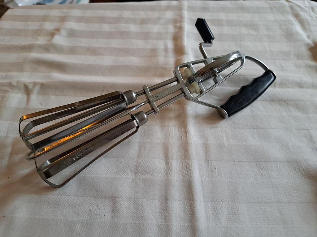 Vintage handklopper slagroomklopper mixer, Ophalen of Verzenden