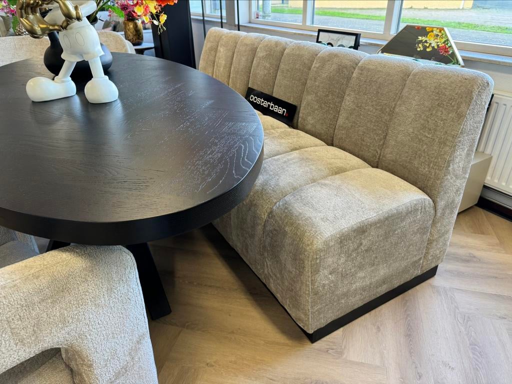 Luxe Teddy Velvet Eetkamerbank Lily 220cm Beige Sand NIEUW, Info@oosterbaanwonen.nl, Venus 31 8448CE Heerenveen, Nieuw, Stof
