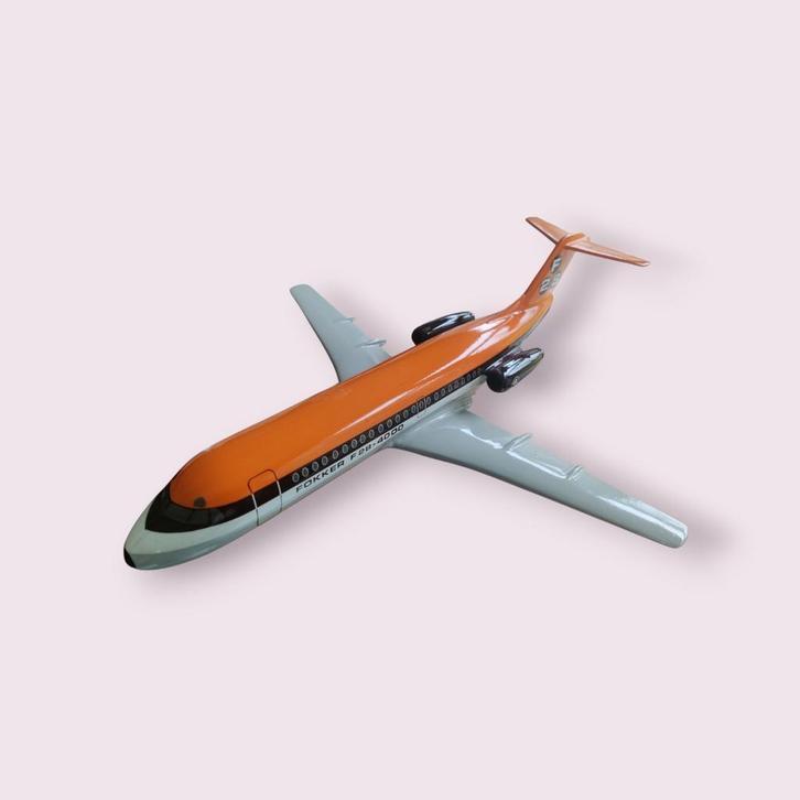Fokker F28 - 4000 Vliegtuig Model  Matthijs Verkuyl 1: 100, Ophalen of Verzenden, Schaalmodel