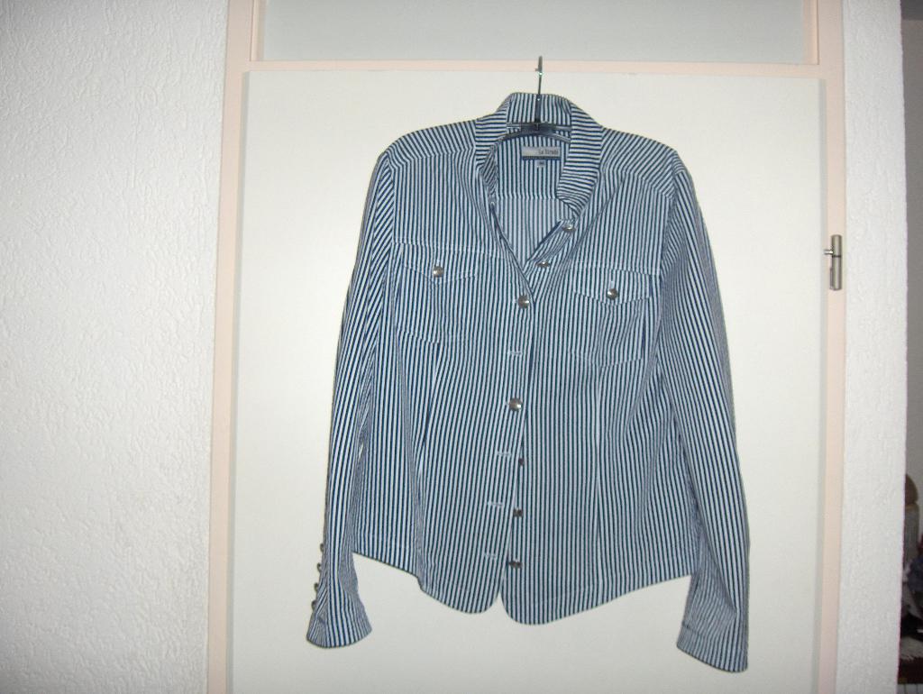 Blauw wit stretch jasje blazer LA STRADA mt 40 nieuwstaat, Maat 38/40 (M), Blauw, Ophalen of Verzenden, Jasje