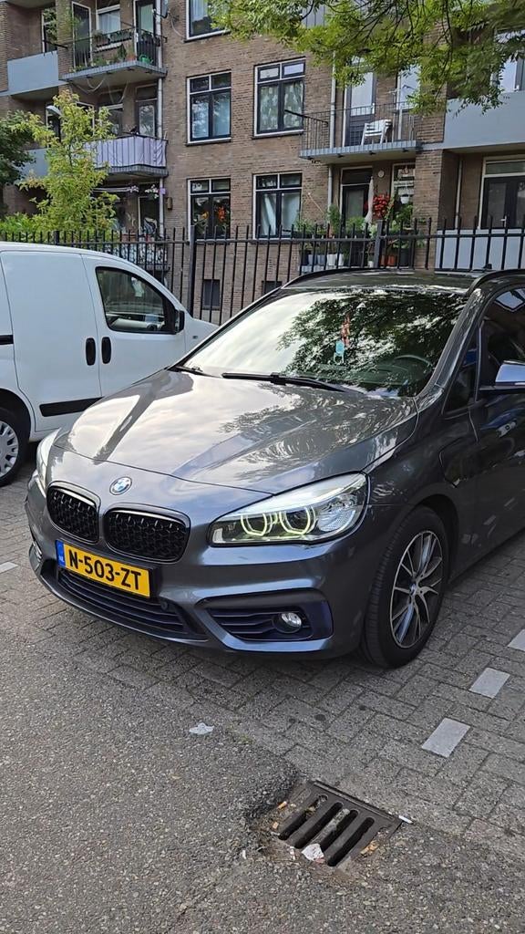 BMW 2-Serie Active Tourer 225xe 224pk Aut 2016 Grijs, Auto's, BMW, Particulier, 2-Serie Active Tourer, ABS, Adaptieve lichten