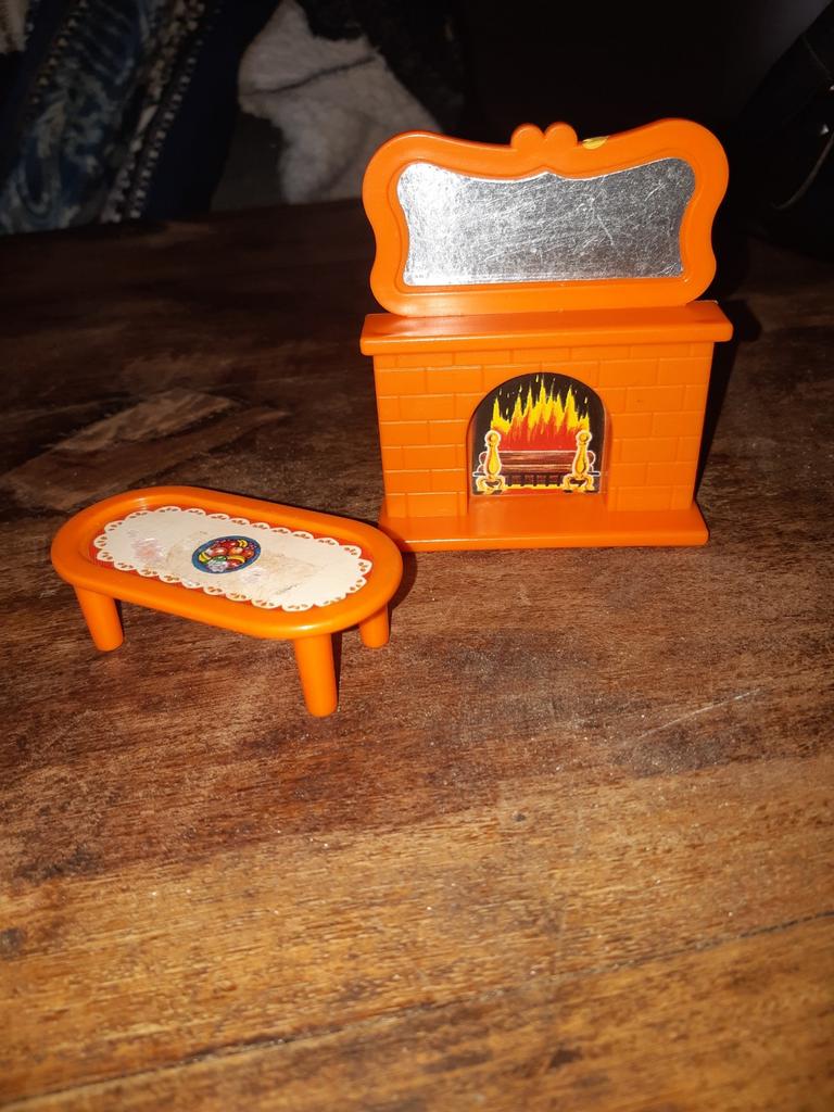 Open haard en tafel, Ophalen of Verzenden, Zo goed als nieuw, Poppenhuis