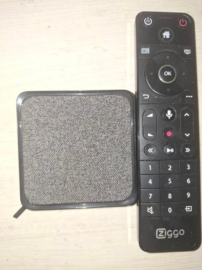 Ziggo Mediabox Next Mini - Incl. Afstandsbediening, Audio, Tv en Foto, Decoders en Harddiskrecorders, Ophalen of Verzenden, Gebruikt