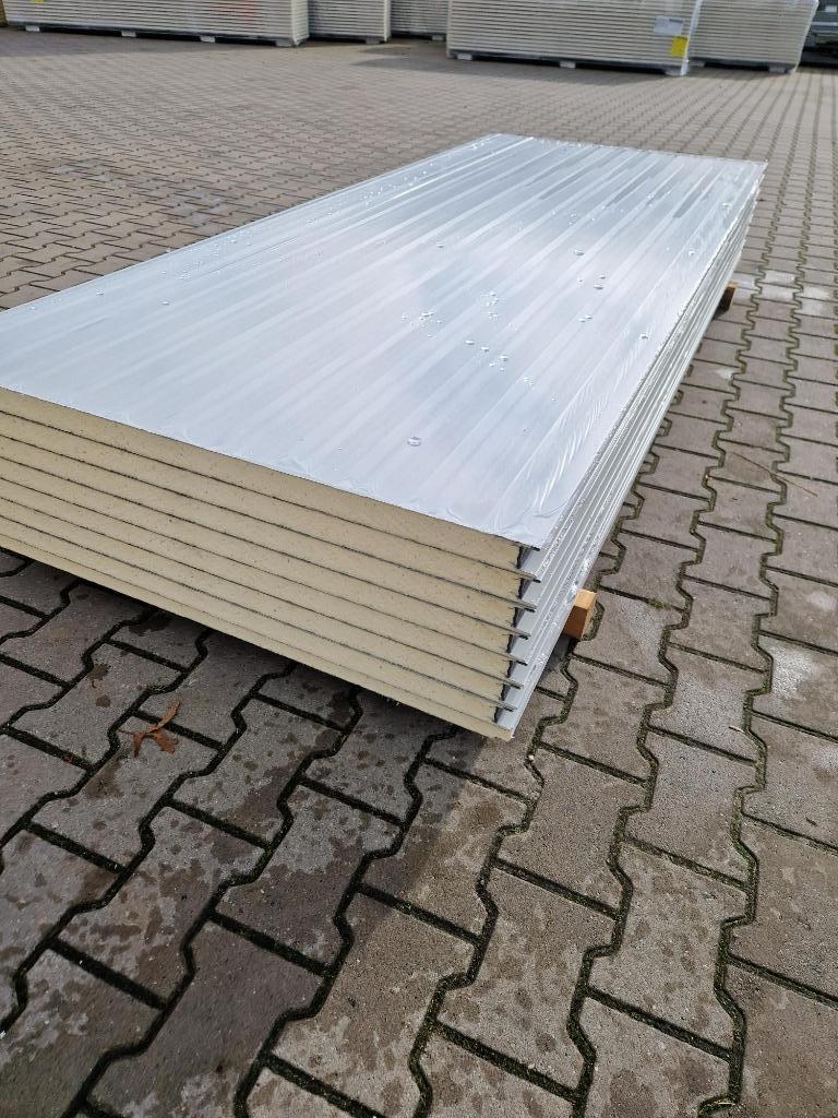 Sandwichpanelen 40 mm RAL9002 Wandpanelen PIR isolatie OP=OP, Doe-het-zelf en Verbouw, Platen en Panelen, Ophalen, Nieuw, Overige materialen