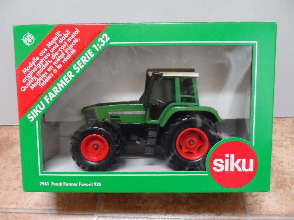 siku 2961, Hobby en Vrije tijd, Modelauto's | 1:32, Ophalen of Verzenden, Zo goed als nieuw, Tractor of Landbouw, SIKU