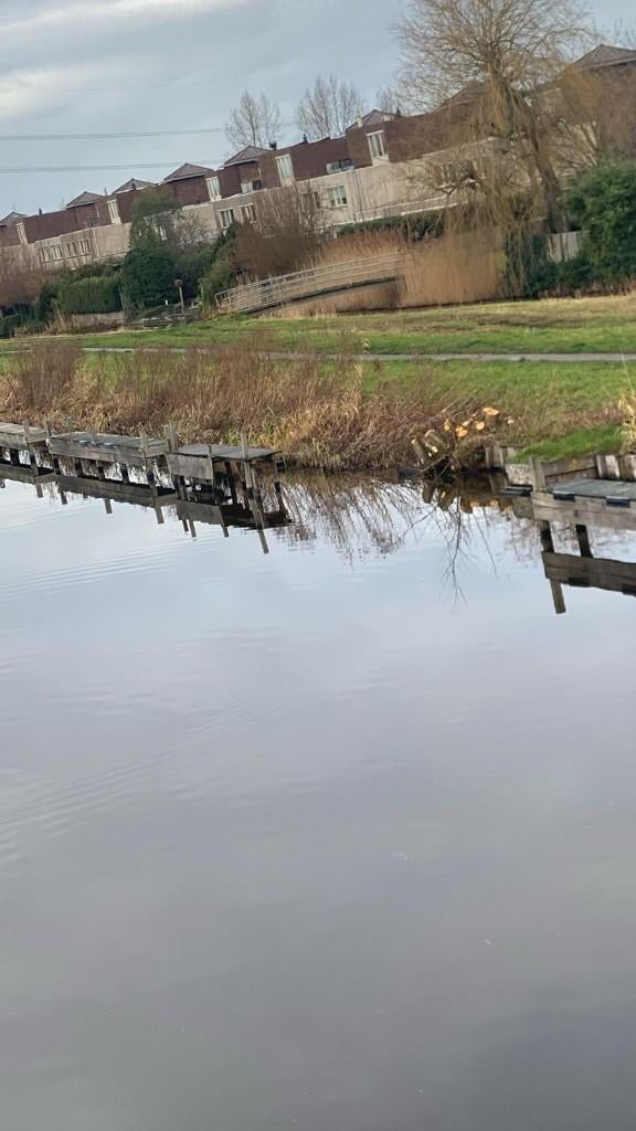 Aanleg steiger Leiderdorp, Watersport en Boten, Motorboten en Motorjachten, Zo goed als nieuw, Ophalen