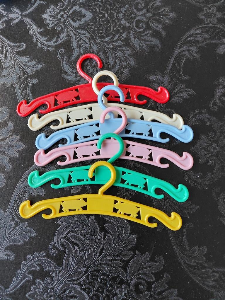 Poppenkleertjes hangers, Ophalen of Verzenden