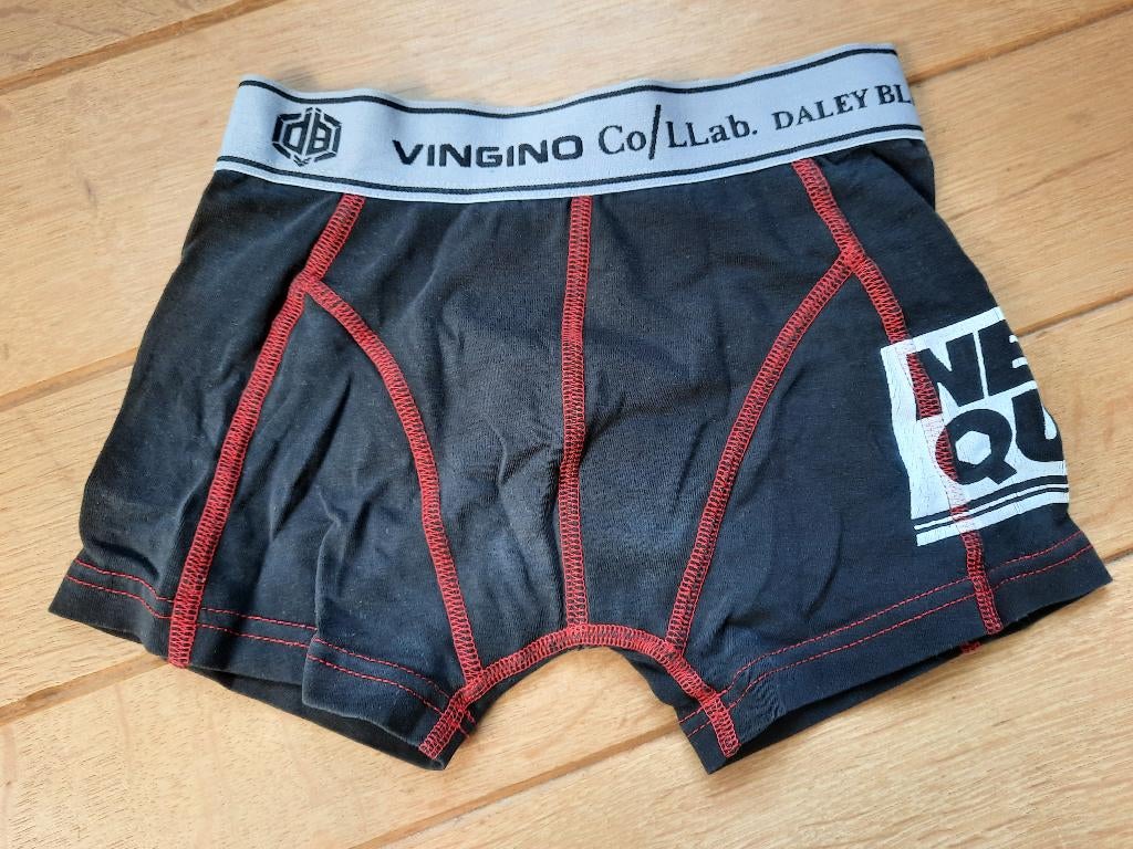 Vingino boxer zwart wit rood maat 122/128, Kinderen en Baby's, Kinderkleding | Maat 122, Gebruikt, Meisje, Ophalen of Verzenden