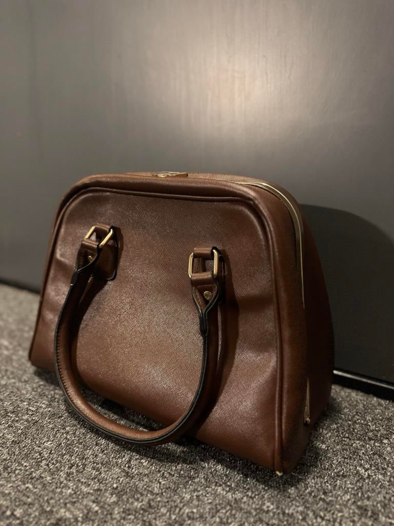 Elegante bruine lederen handtas - bijna nieuw!, Ophalen of Verzenden, Zo goed als nieuw, Bruin, Handtas