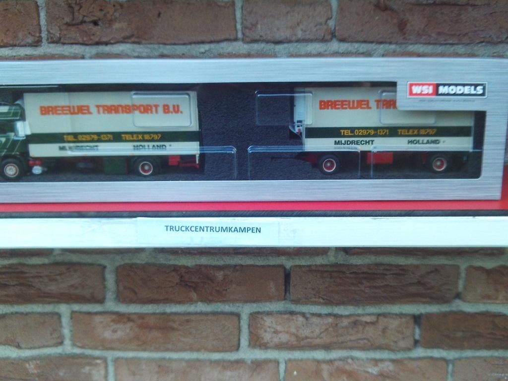 WSI  Volvo  F12  Globetrotter  van  Breewel., Hobby en Vrije tijd, Modelauto's | 1:50, Ophalen of Verzenden, Nieuw, Bus of Vrachtwagen