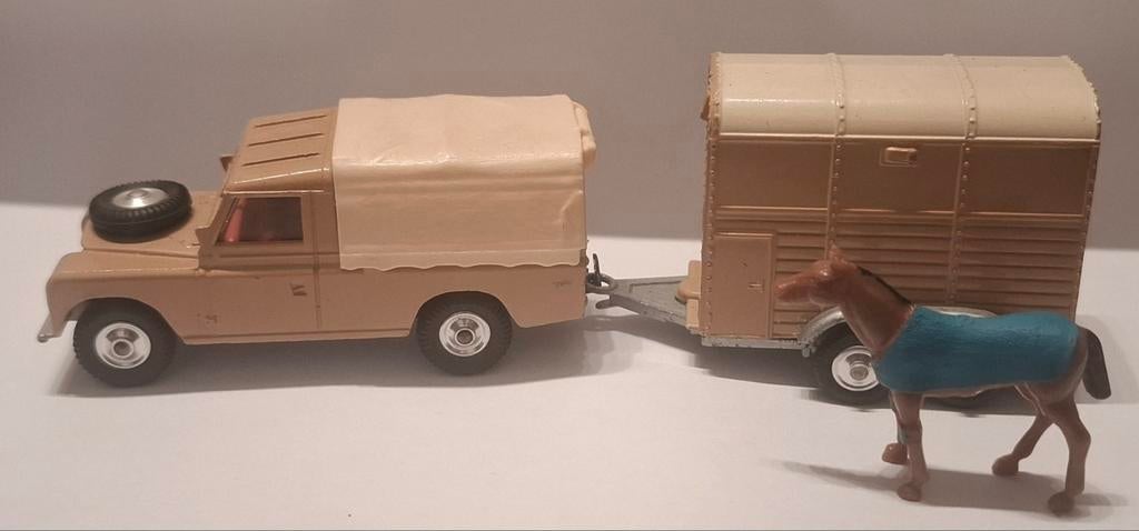 Corgi Land Rover met Pony Trailer & Pony, Ophalen of Verzenden, Gebruikt, Auto, Overige merken