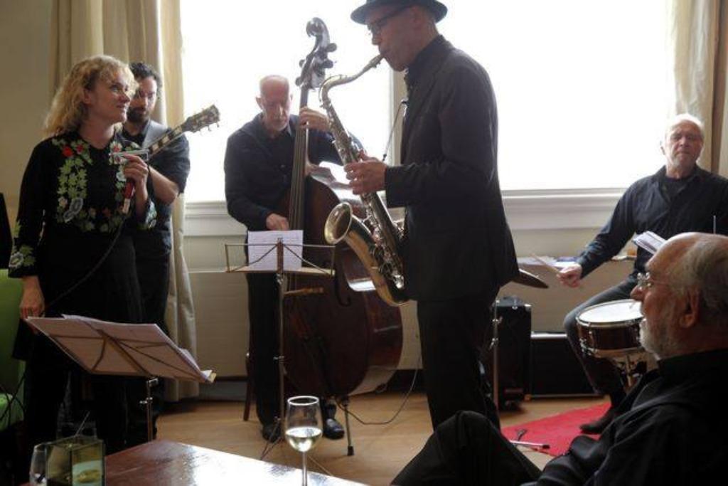 saxofoonles, Privéles, Blaasinstrumenten