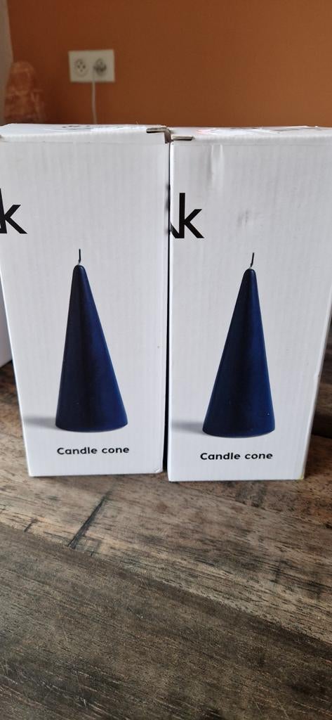 Twee blauwe kaarsen van &klevering (nieuw), Blauw, Nieuw, Ophalen of Verzenden, Kaars